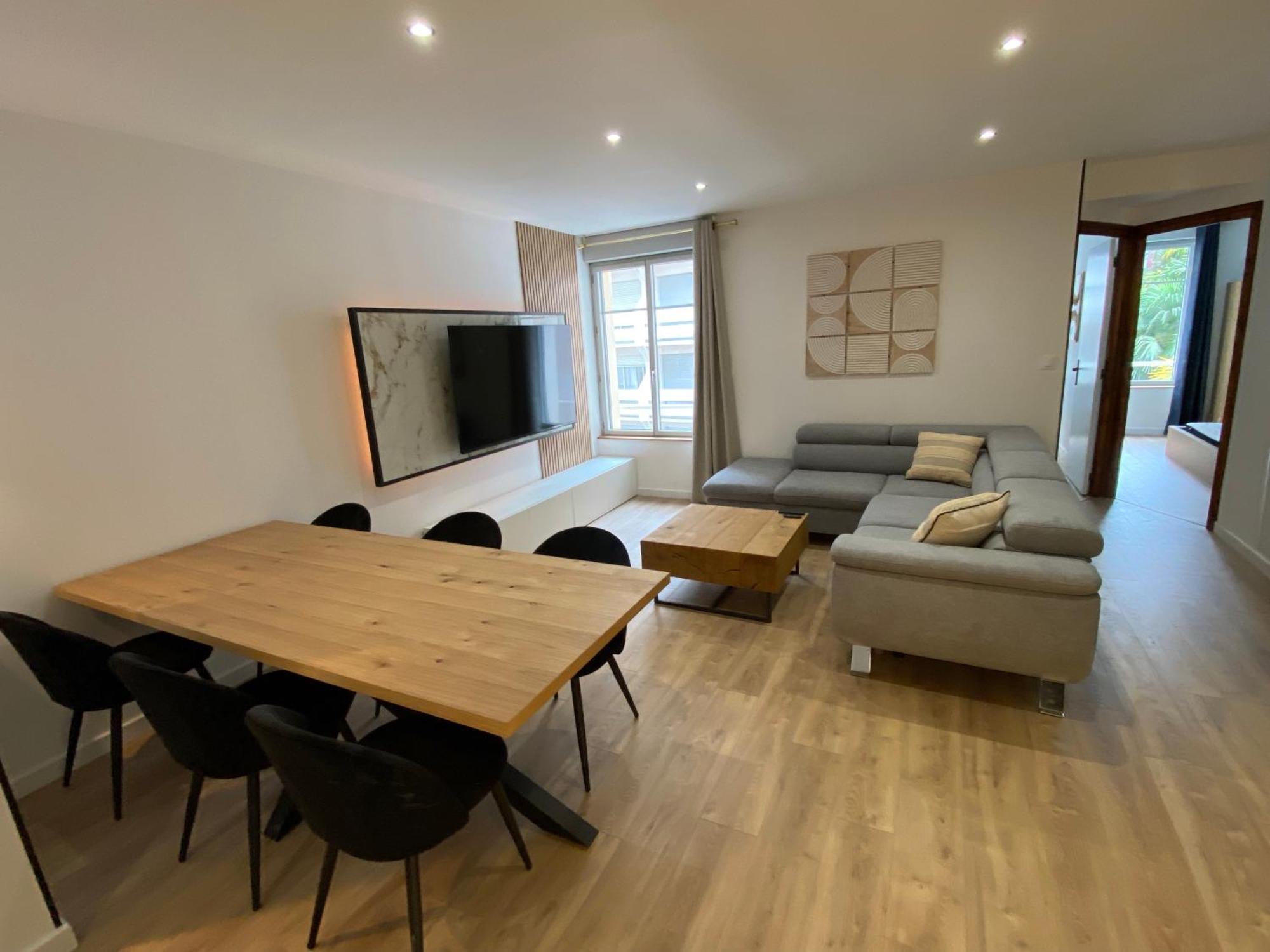 Madonna Elegance, Proche Sanctuaire, 95M2 Apartment Lourdes Exterior foto